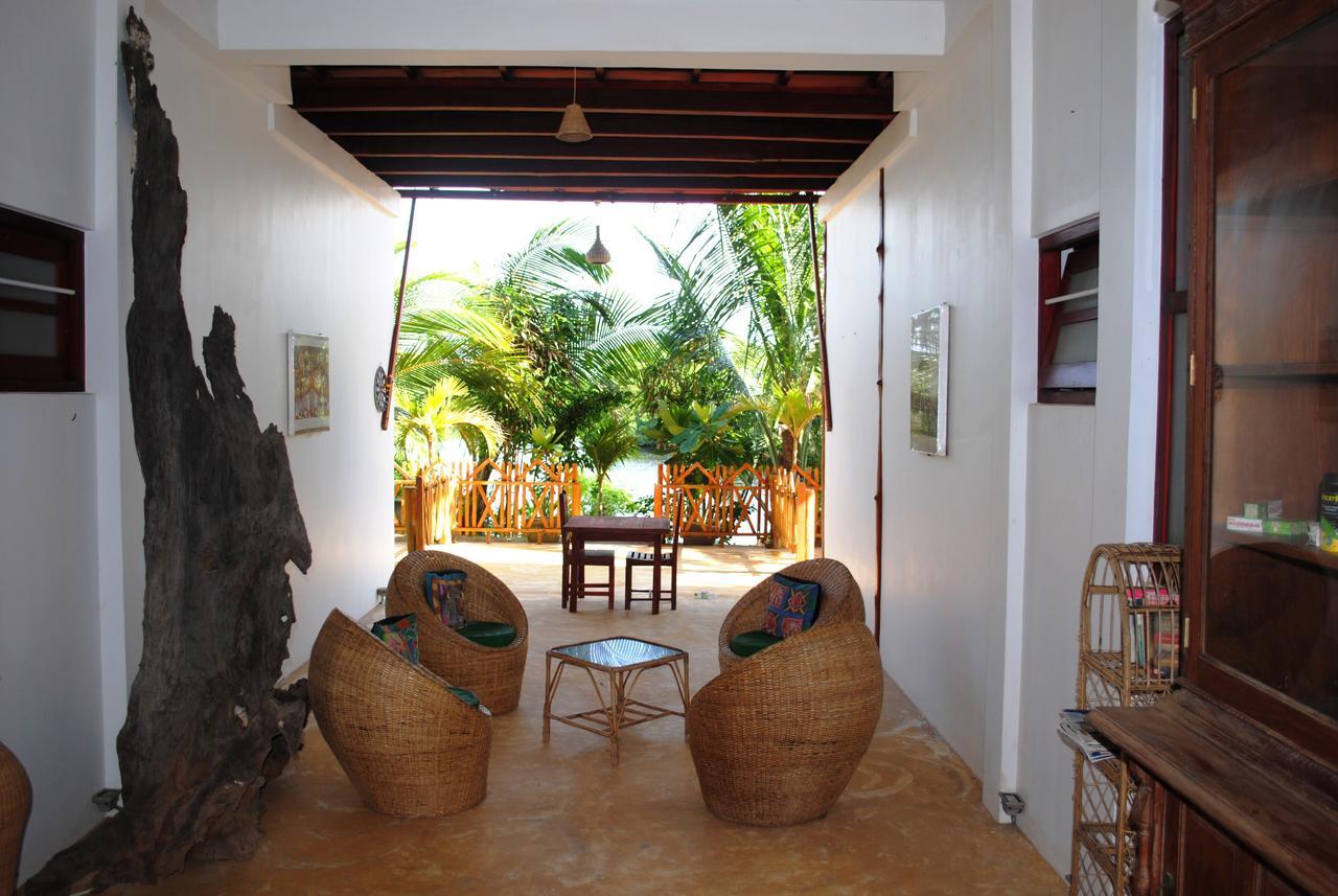 Asha Beach & Spa แทนกาลเล ภายนอก รูปภาพ