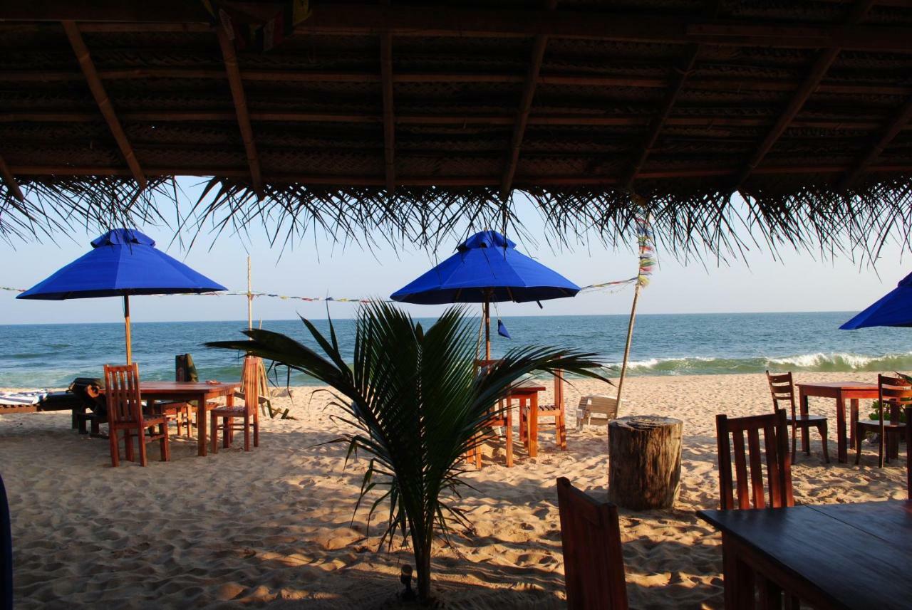 Asha Beach & Spa แทนกาลเล ภายนอก รูปภาพ